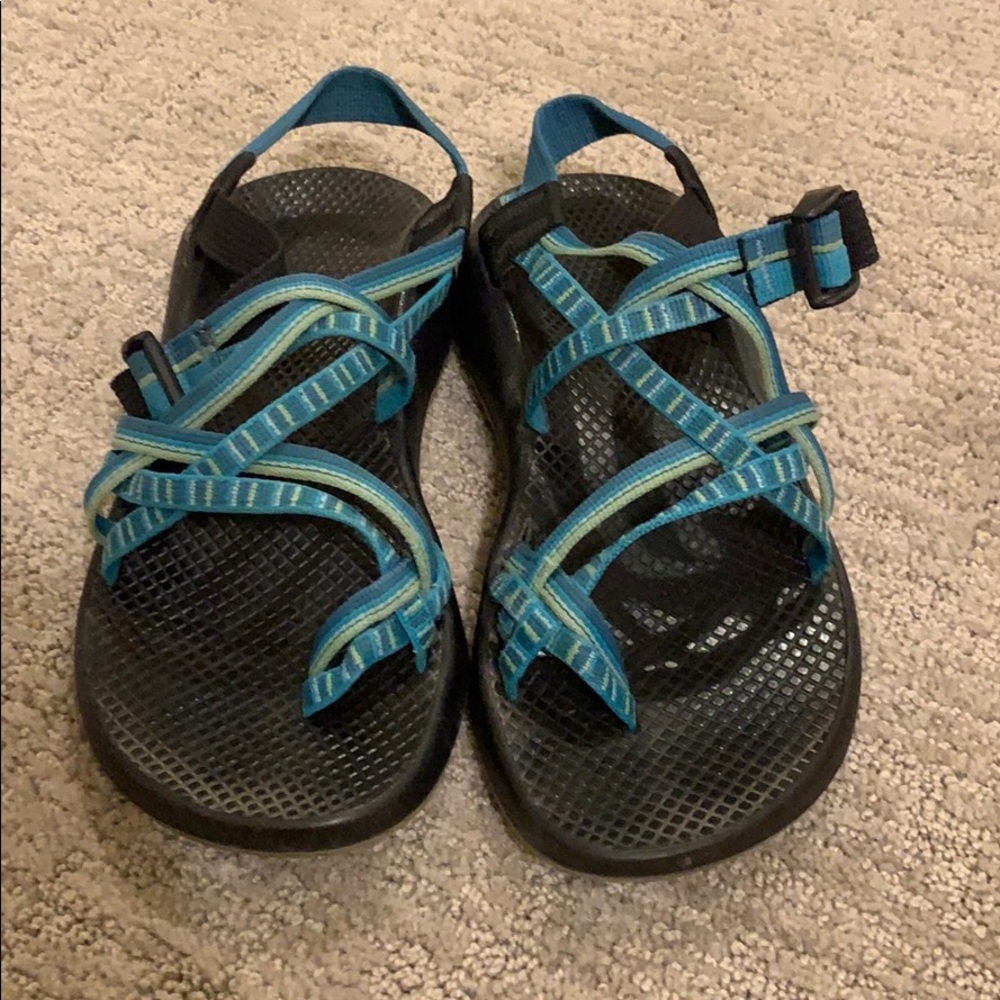 Double strap chacos size 8